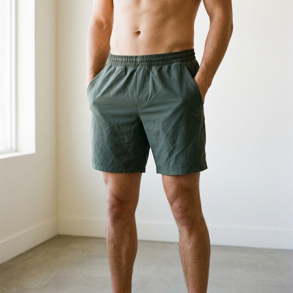 Lululemon Pace Breaker Linerless Short 7" Mens Medium Dark Olive Green Gym